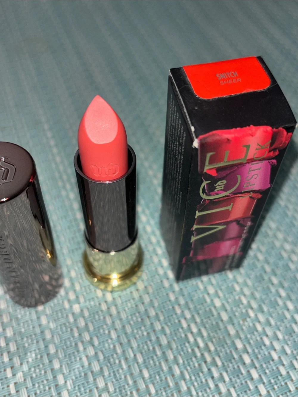 Urban Decay- Vice Lipstick “Snitch” sheer coral NWT
